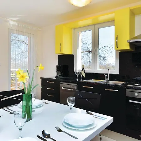 Four-bedroom In * Lecevica